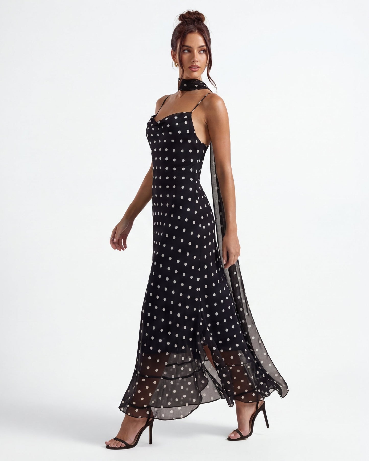 Vestido Maxi de Lunares